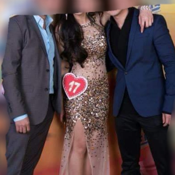 Custom evening dress - Picture 6 of 6